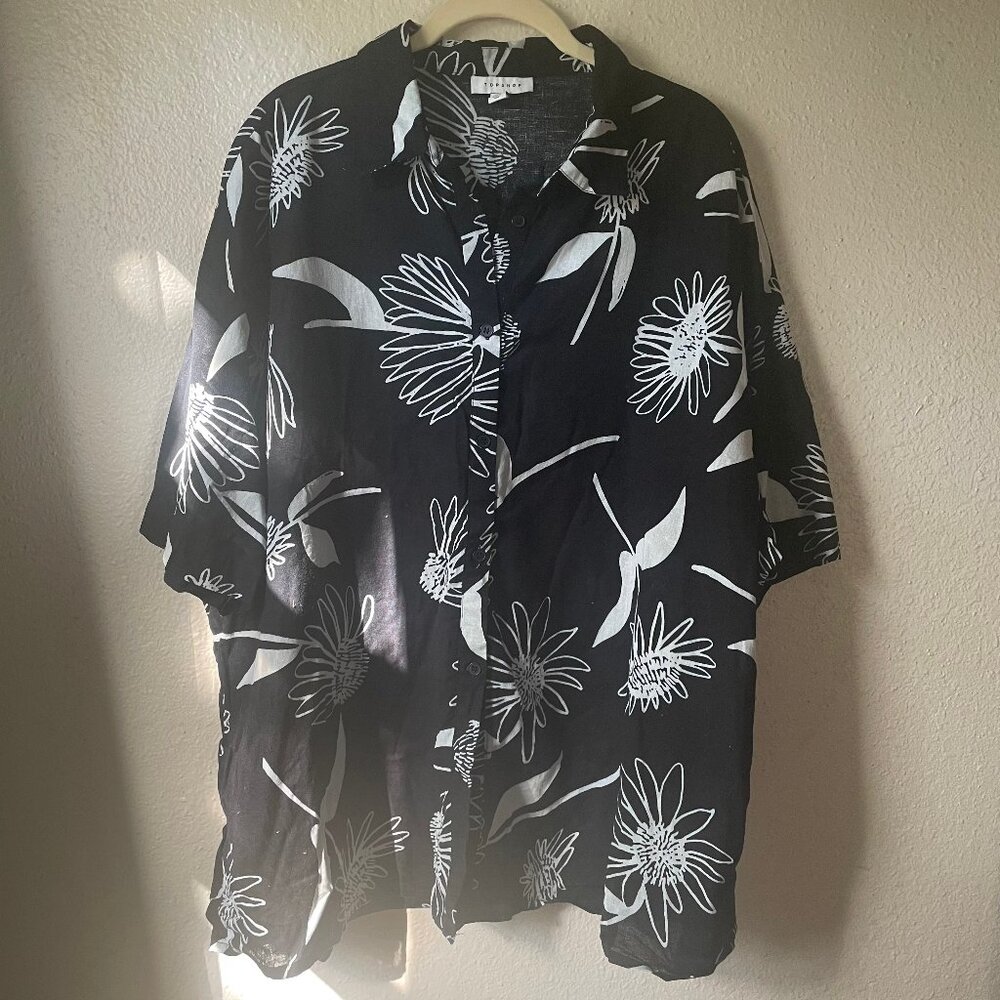 Topshop Unisex Oversized Floral Button Down | Black White | US 4